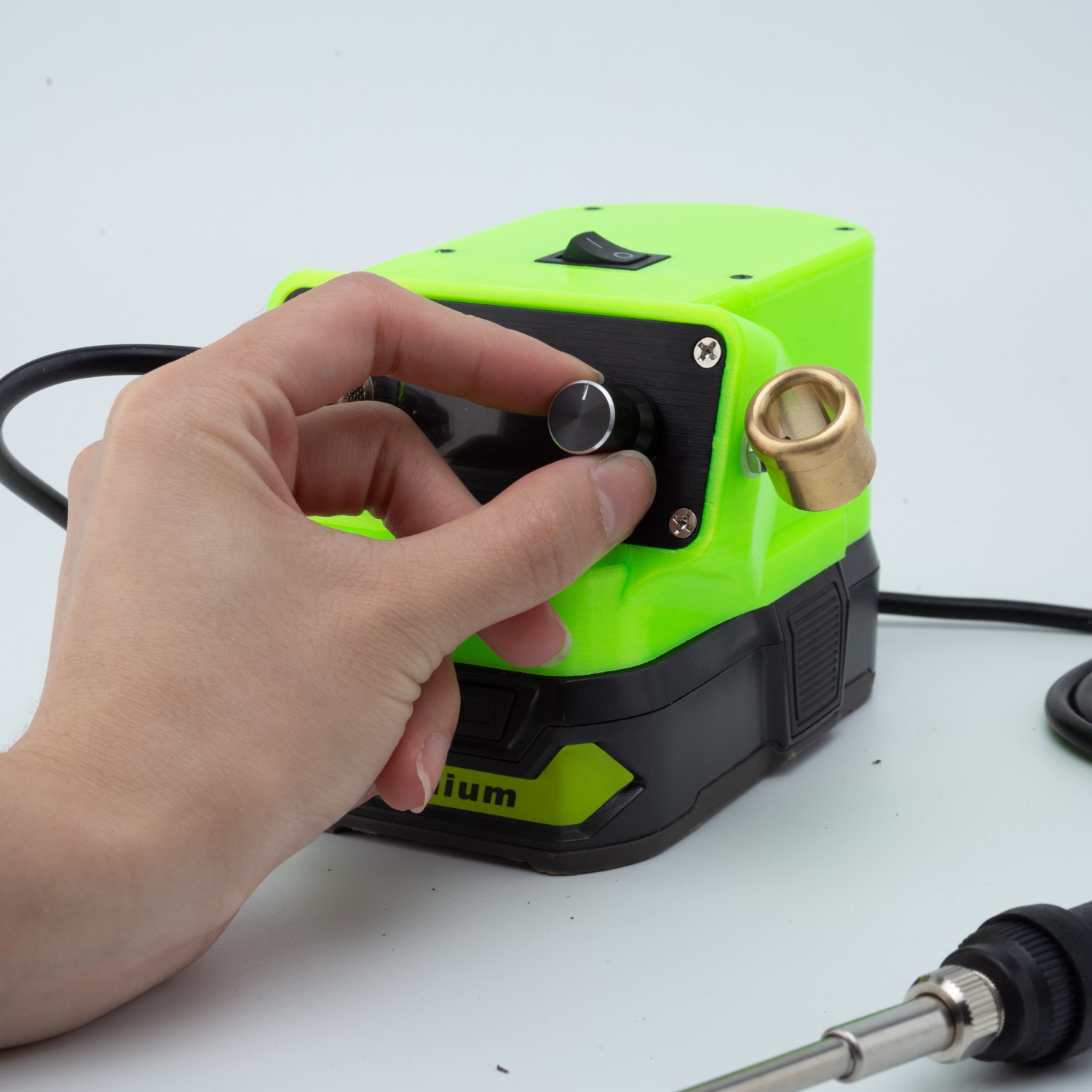 محطة لحام رقمية OLED T12 مع مك - مراجعة Diy Soldering Station No Electronics وسعره